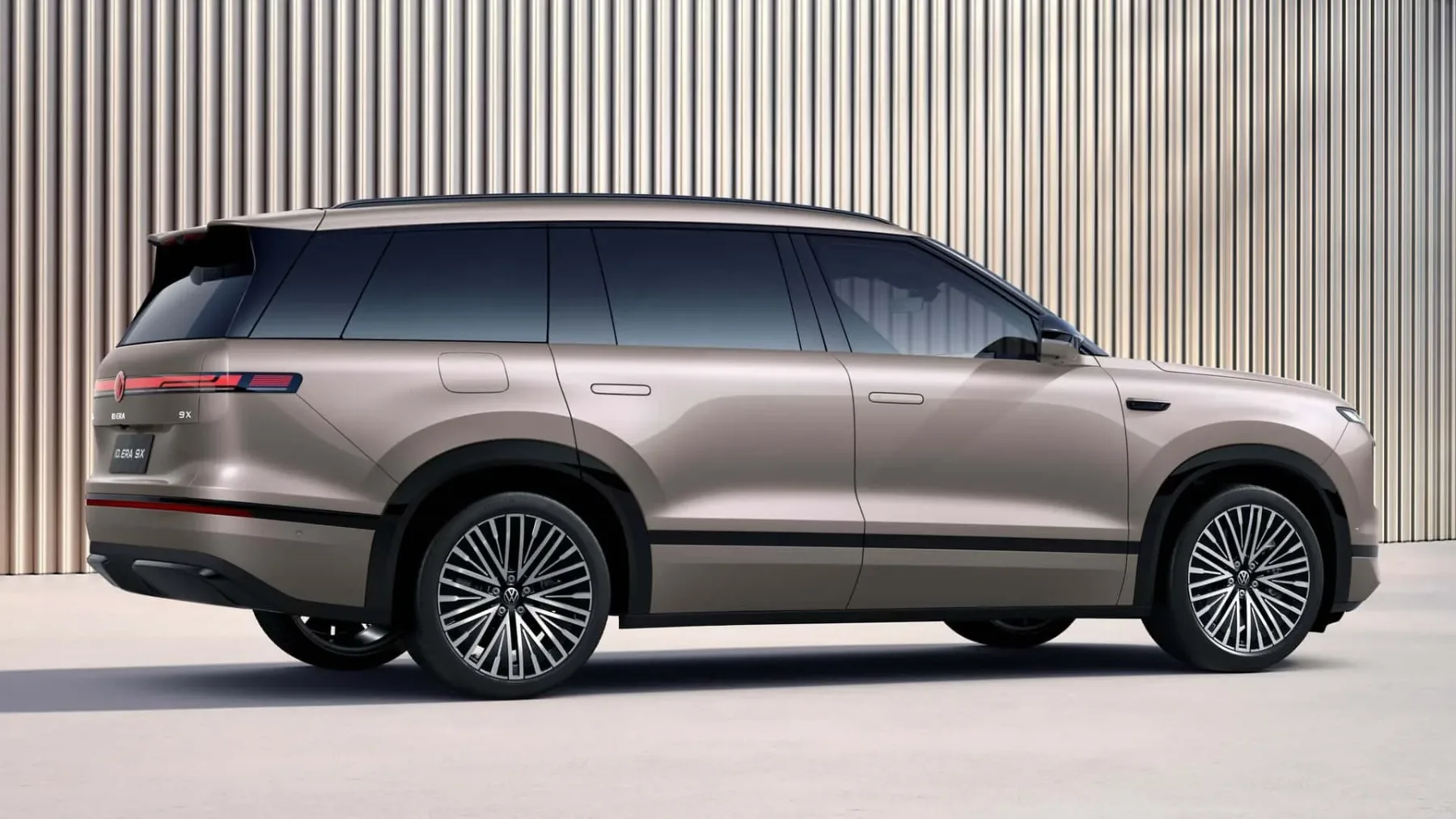Novi Volkswagen ID. ERA 9X: Ogromen SUV in prvi električni VW z lastno bencinsko elektrarno