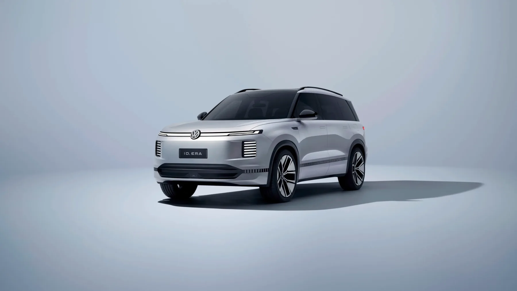 Novi Volkswagen ID. ERA 9X: Ogromen SUV in prvi električni VW z lastno bencinsko elektrarno