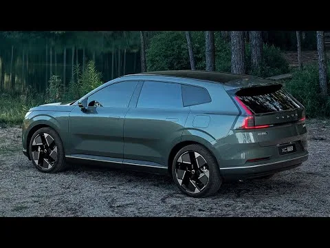 Novi Volvo XC70 (2026) PHEV: do 200 km elektrike – a le za Kitajsko?!