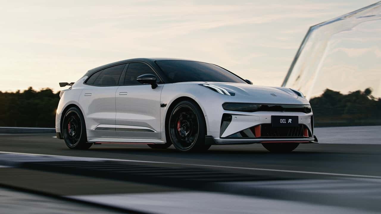 Novi Zeekr 001 FR: je boljši kot Tesla Model S Plaid s kar 1.265 konjskimi močmi