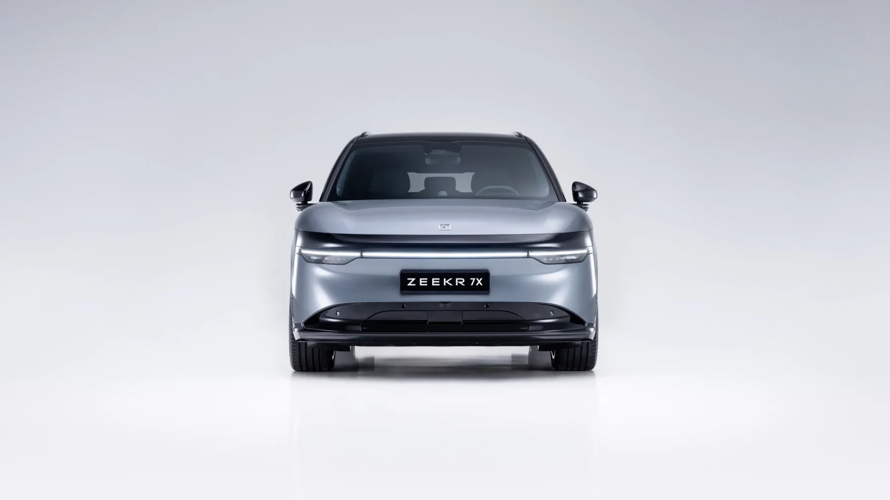 Novi Zeekr 7x – električni SUV, verjetno najbolj podcenjen električni avto tega desetletja, ki bi moral skrbeti nemške premijske znamke
