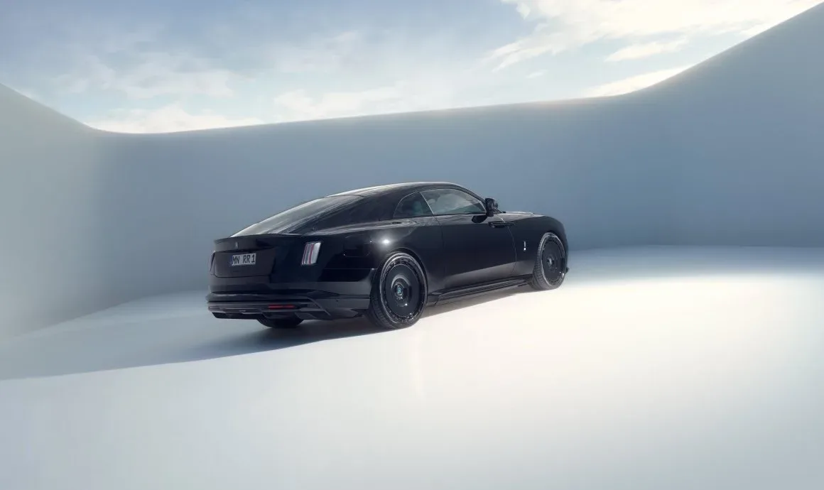 NOVITEC razkriva skskluzivne prilagoditve za Rolls-Royce Spectre – najbolj luksuzni električni kupe ta teden