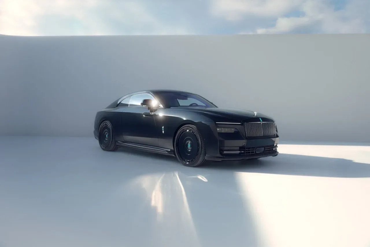 NOVITEC razkriva skskluzivne prilagoditve za Rolls-Royce Spectre – najbolj luksuzni električni kupe ta teden