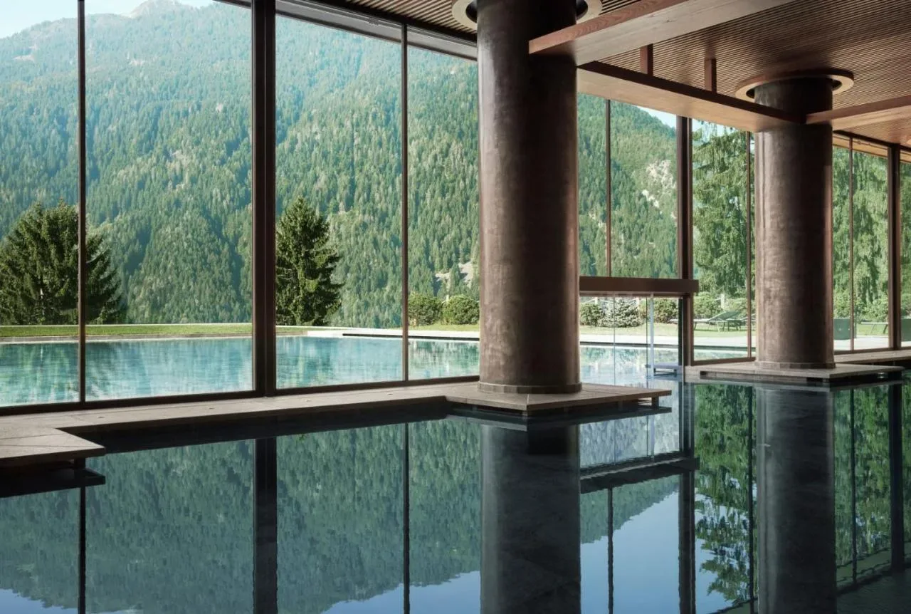 Oaza elegance in neokrnjene narave: Doživite čarobnost Lefay Resort & SPA Dolomiti