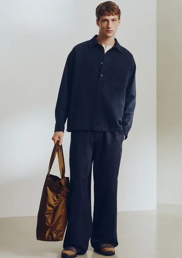 Obalna eleganca s pridihom nonšalance: moška kolekcija H&M Atelier za pomlad in poletje 2026 je tukaj