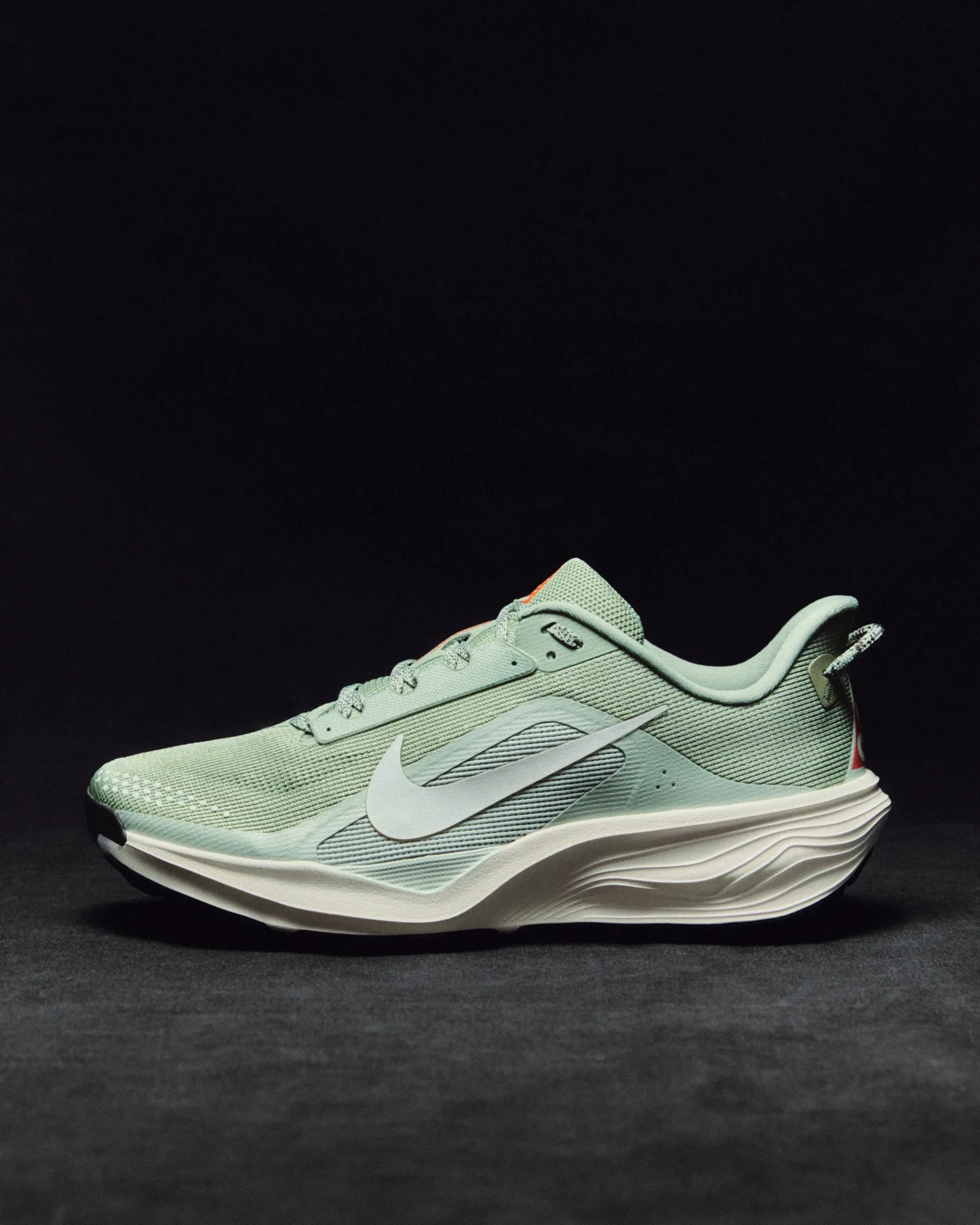Od asfalta do blata: Novi Nike ACG Pegasus Trail so vaša nova stilska obsesija