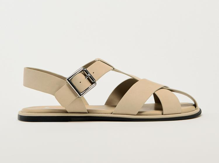 Od sandal do espadril: najboljši ženski poletni čevlji za vsako priložnost!