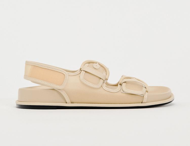 Od sandal do espadril: najboljši ženski poletni čevlji za vsako priložnost!