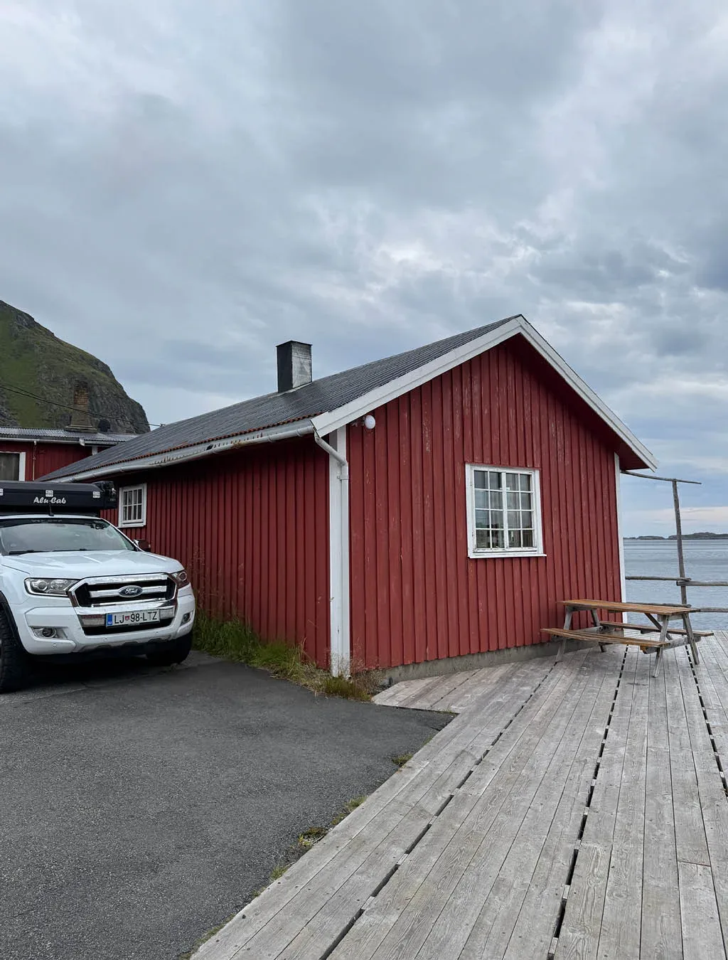 Od Slovenije do arktičnega raja: 22-dnevni družinski road trip do Lofotov z overland vozilom