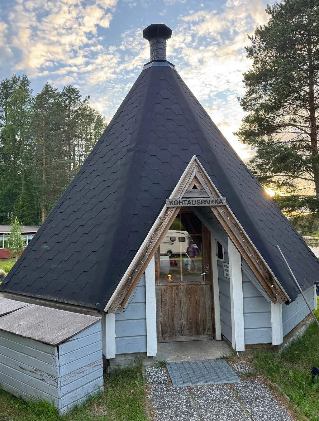 Od Slovenije do arktičnega raja: 22-dnevni družinski road trip do Lofotov z overland vozilom