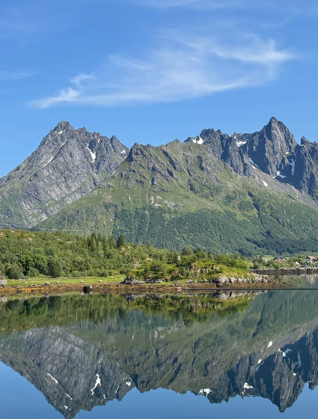 Od Slovenije do arktičnega raja: 22-dnevni družinski road trip do Lofotov z overland vozilom