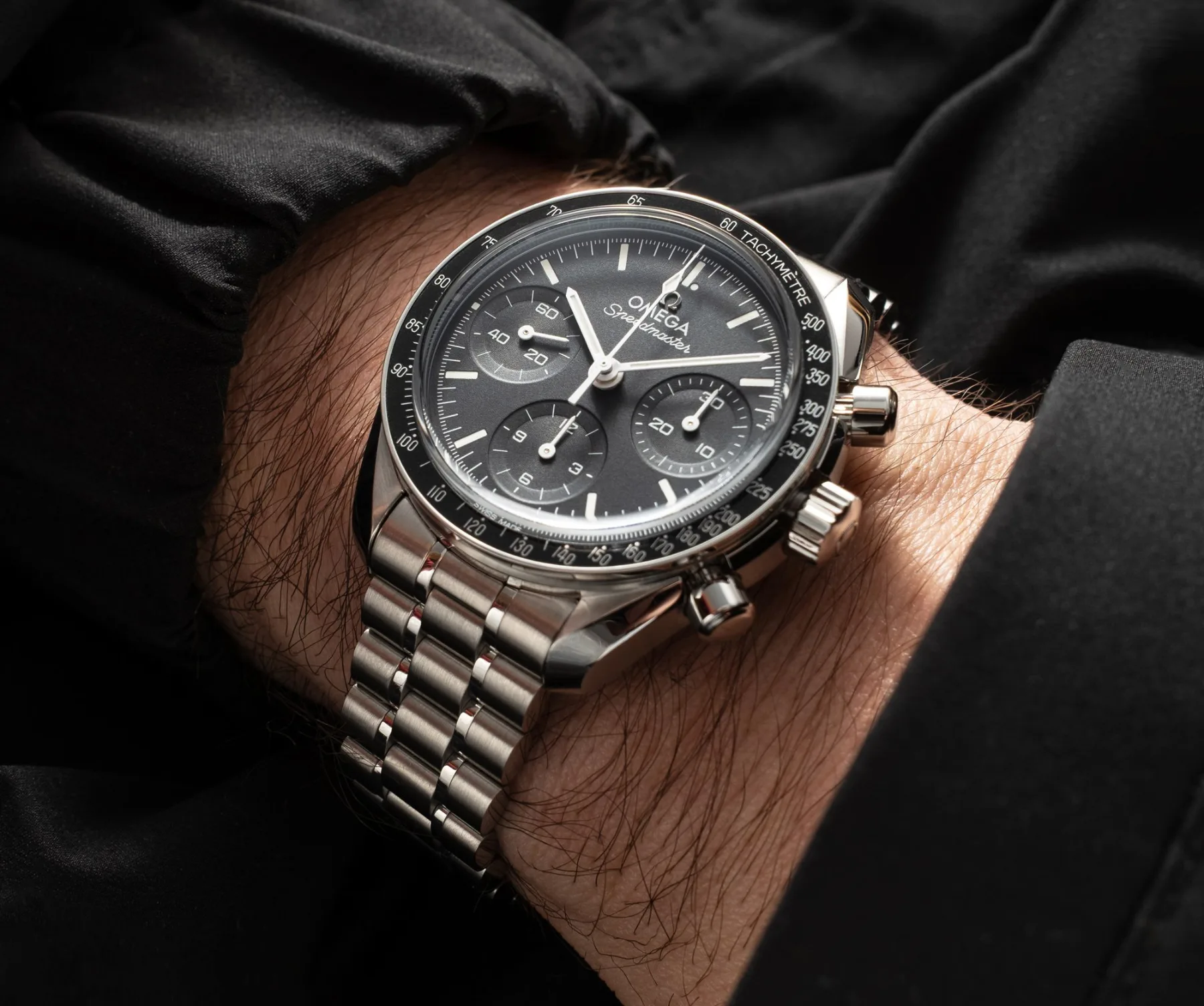 Omega je predstavila mini Moonwatch: Popolna Speedmaster ura za vsako zapestje
