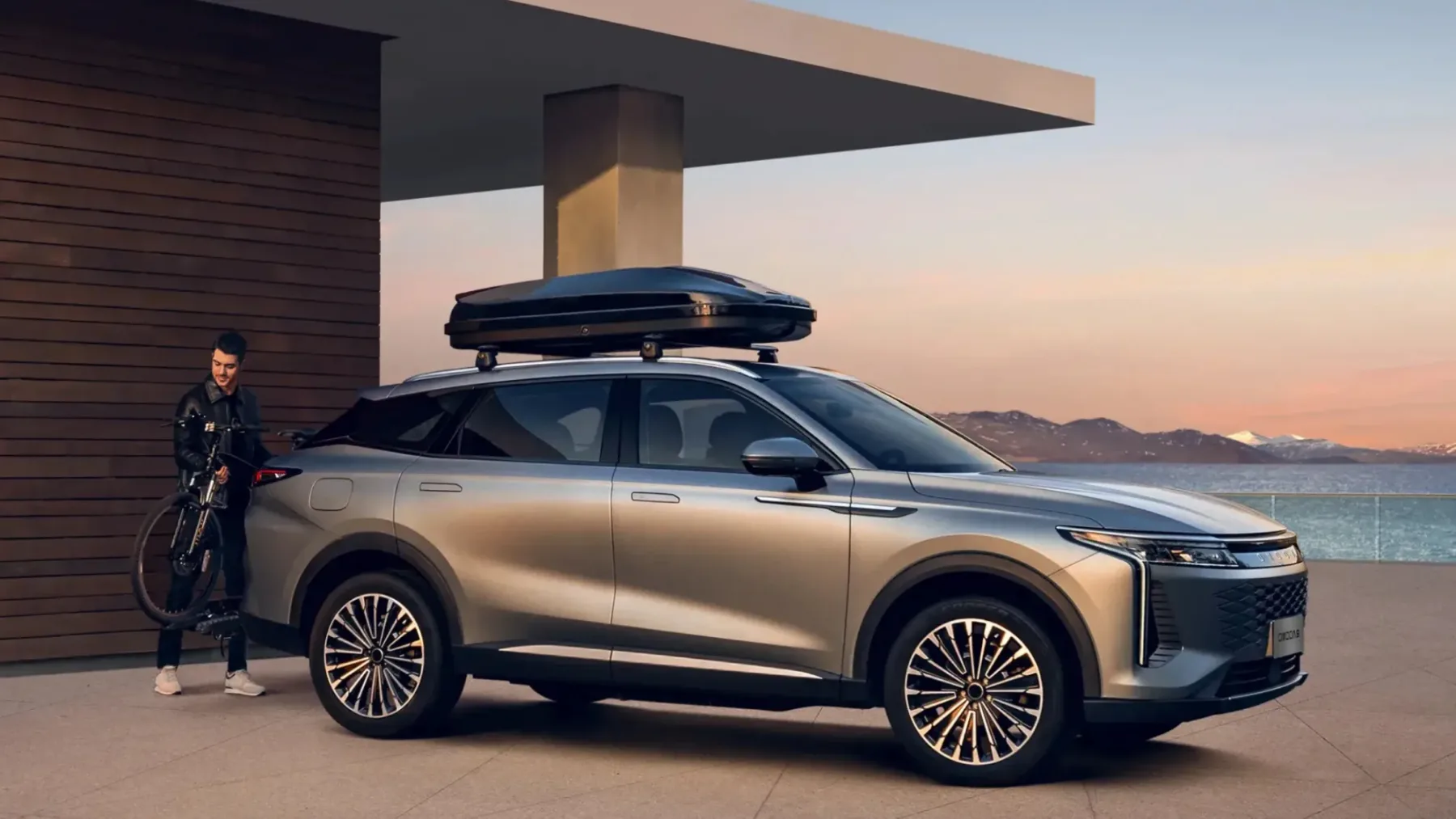 Omoda 9 SHS: Kitajski SUV, ki ponižuje Porsche Cayana in stane manj kot 45.000 eur