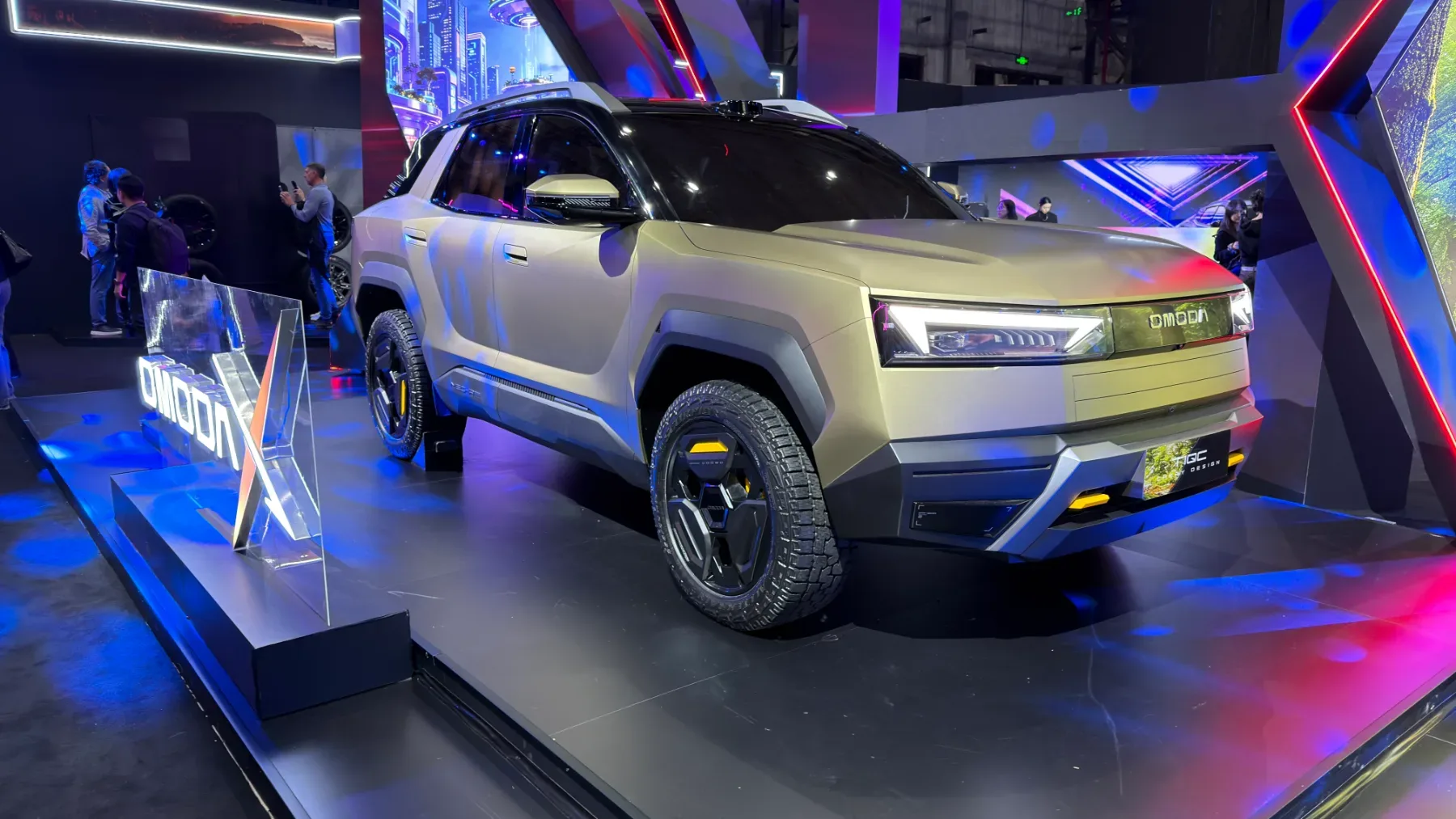 Omoda X: kitajski "Mecha Cross", ki dokazuje, da o okusih ni debate, o hitrosti rasti pa je