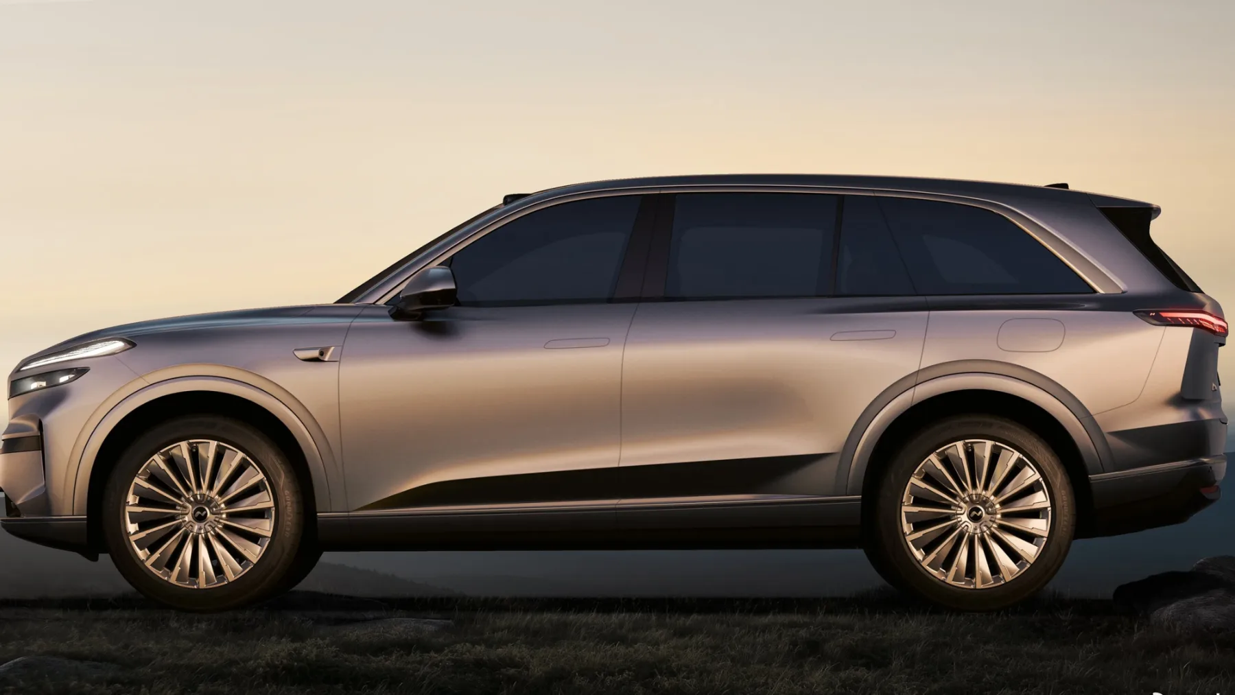 Onvo L90: Električni SUV, ki ga vaša garaža ne bo pozabila