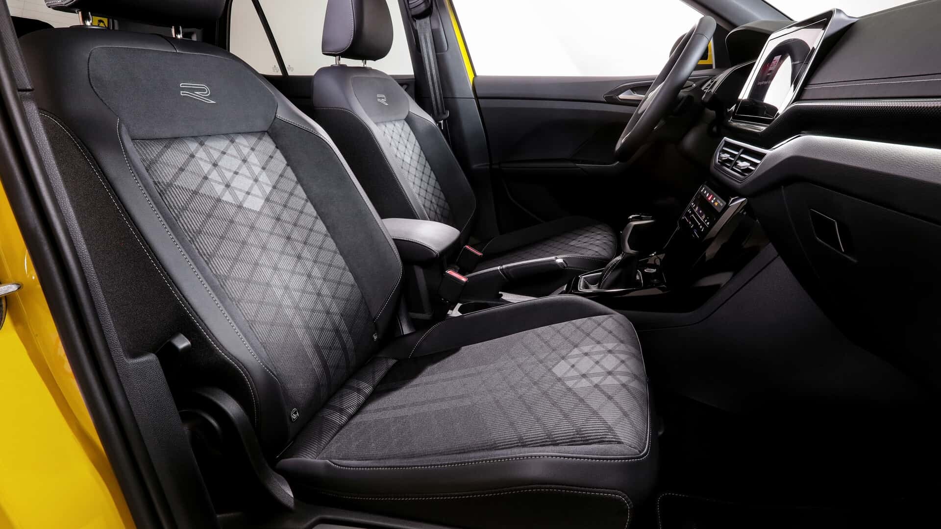 2024 Volkswagen T-Cross facelift 2024 -025