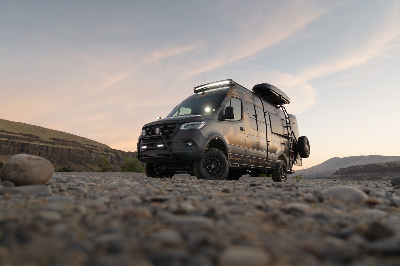 Foto: Outside Van