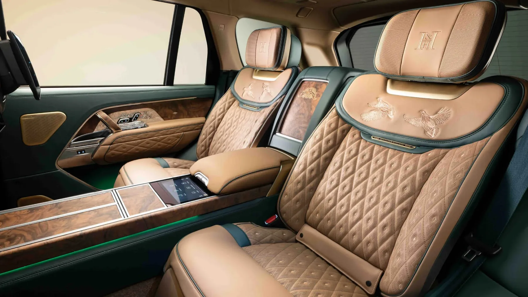 Overfinch Holland & Holland Edition Range Rover: najbolj razkošen terenec za lov, golf in šampanjec