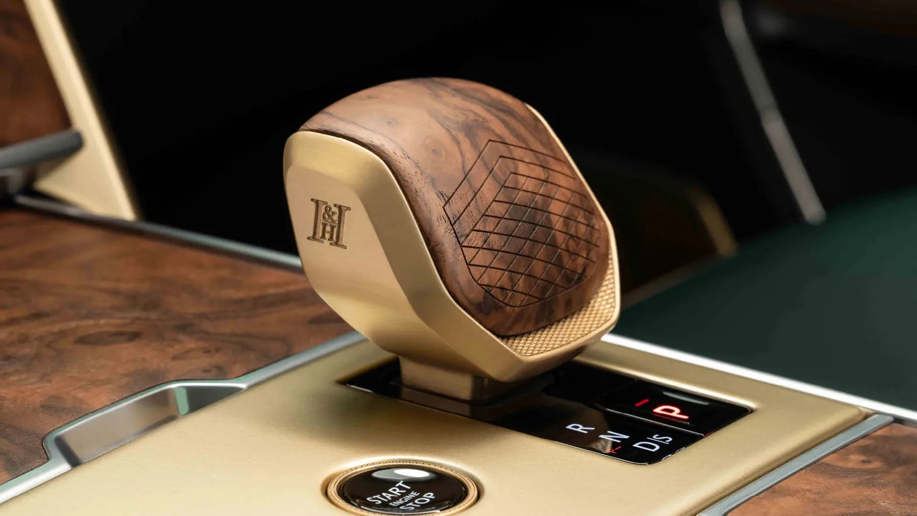 Overfinch Holland & Holland Edition Range Rover: najbolj razkošen terenec za lov, golf in šampanjec