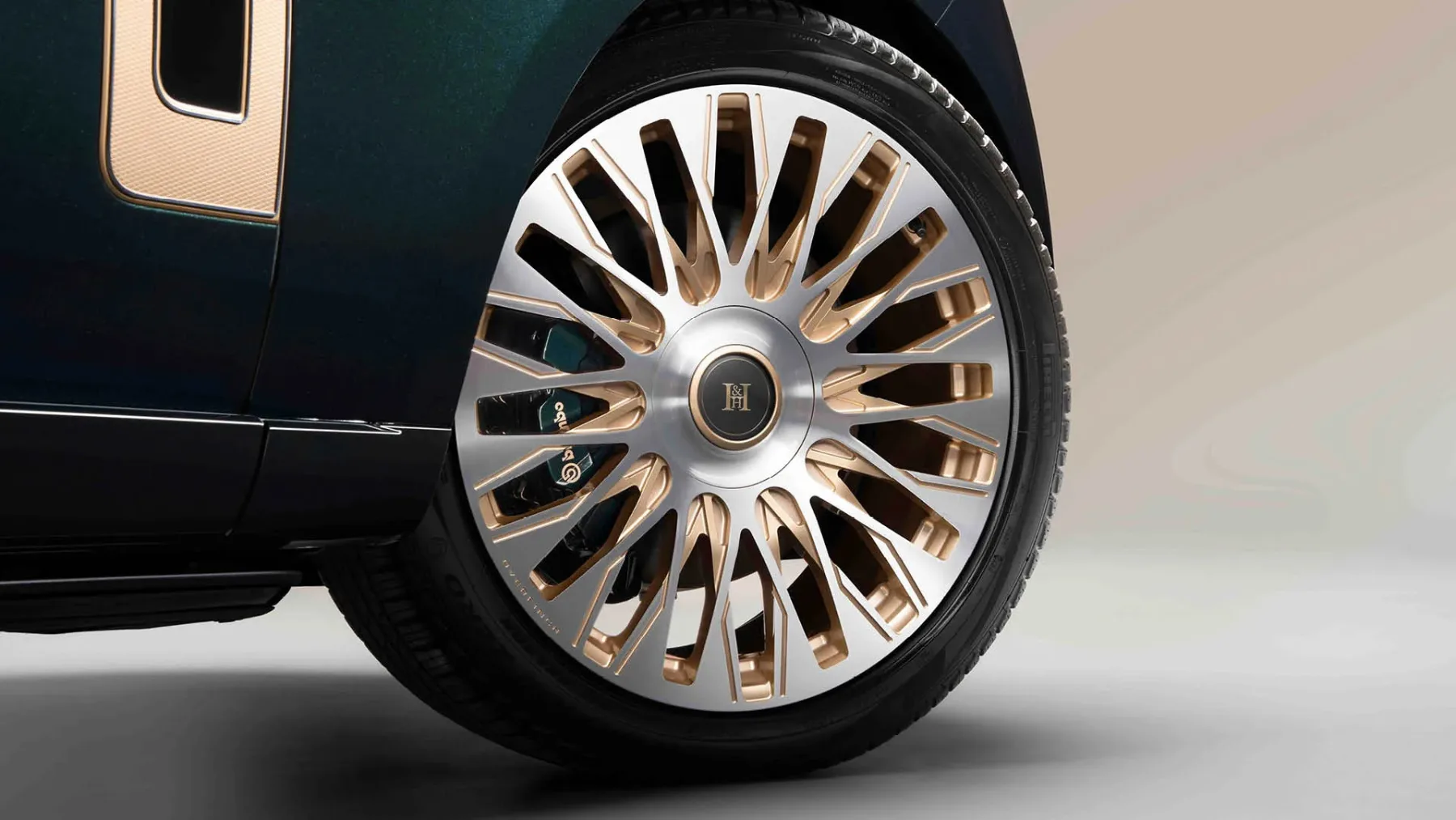 Overfinch Holland & Holland Edition Range Rover: najbolj razkošen terenec za lov, golf in šampanjec