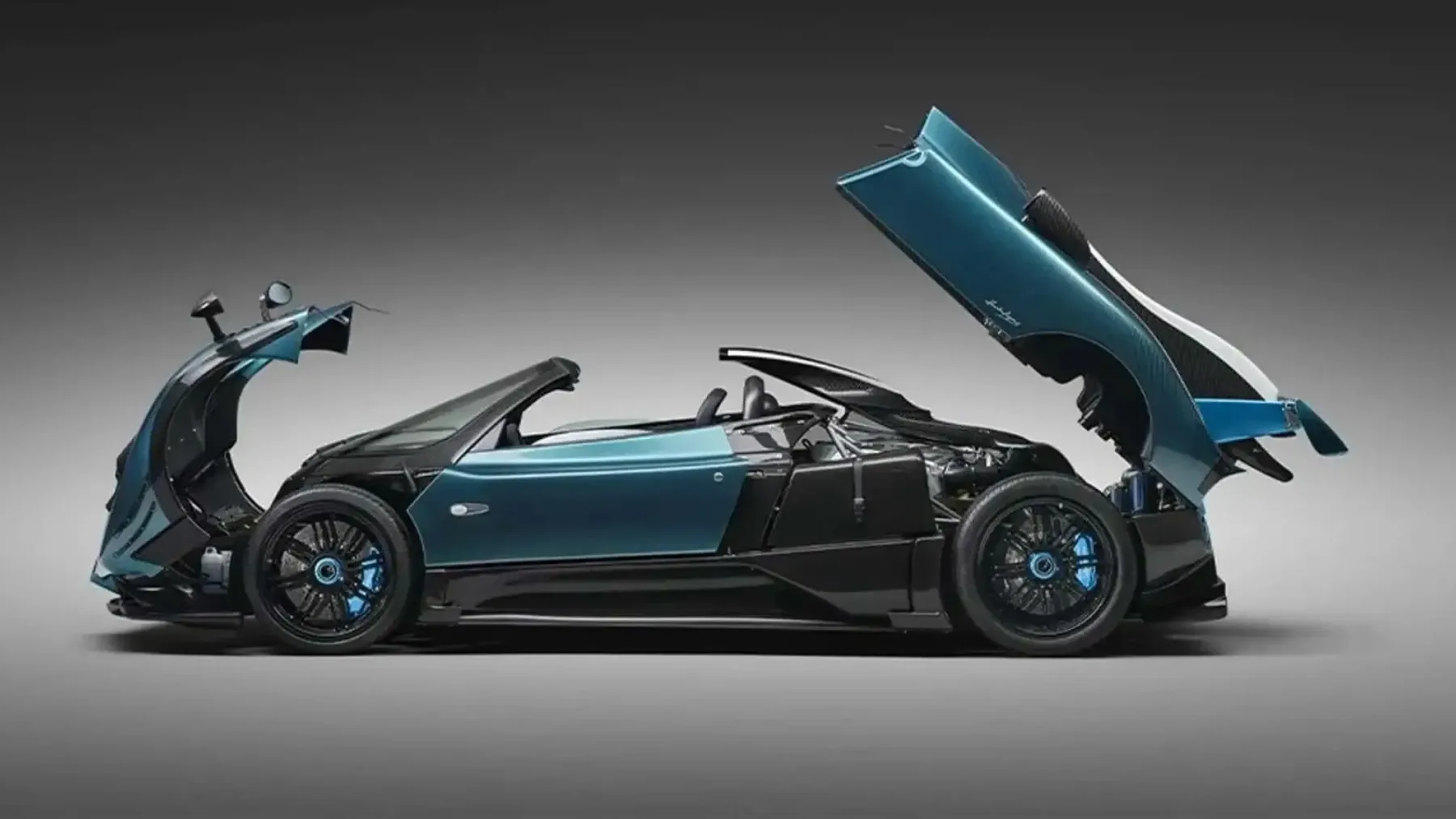 Pagani Zonda Unico: Nesmrtnik se vrača v modrih odtenkih