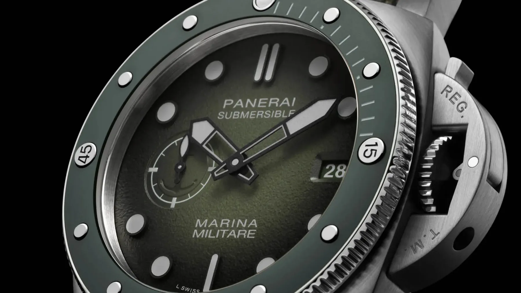 Panerai gre z morja v nebo: Panerai Submersible Marina Militare “Aviazione Navale” PAM01697 & PAM01698