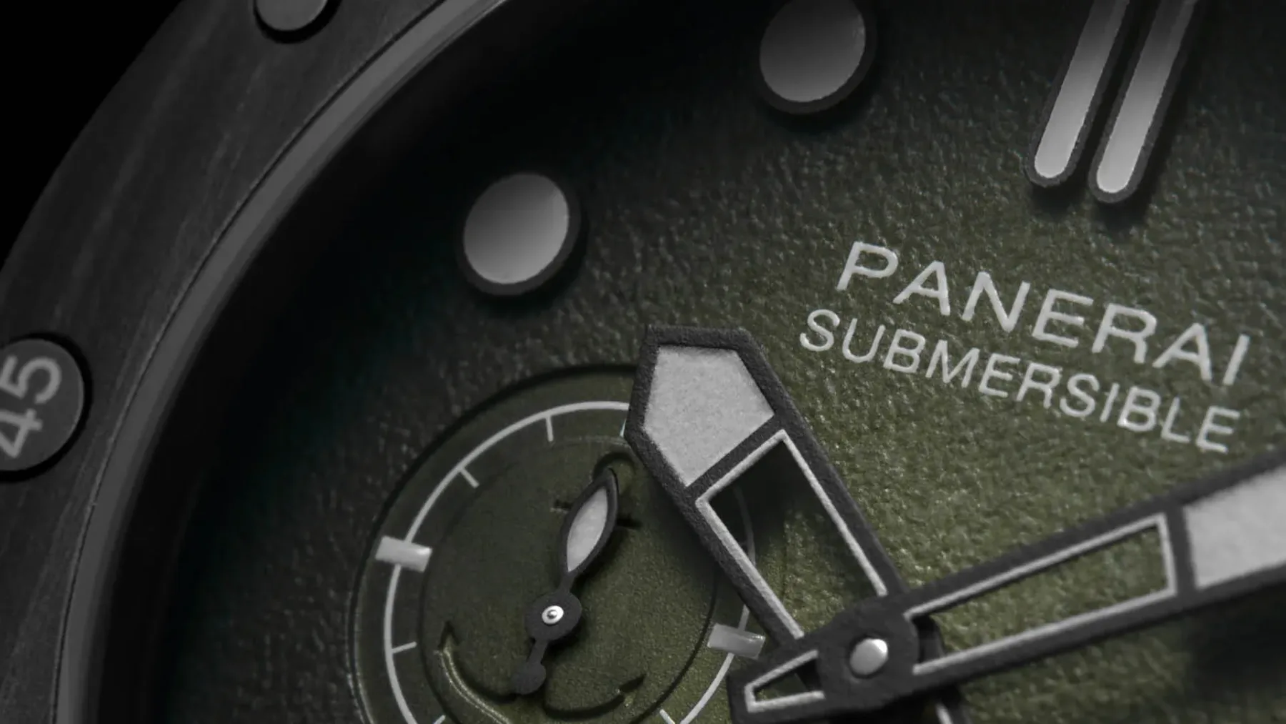 Panerai gre z morja v nebo: Panerai Submersible Marina Militare “Aviazione Navale” PAM01697 & PAM01698
