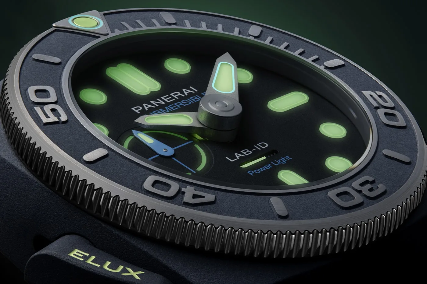 Panerai predstavil omejeno izdajo ure Panerai Submersible Elux Lab-ID