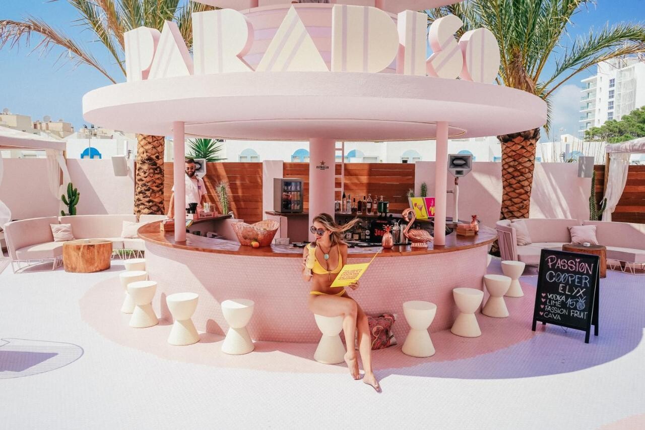 Paradiso Ibiza Art Hotel: kjer se srečata umetnost in razkošje