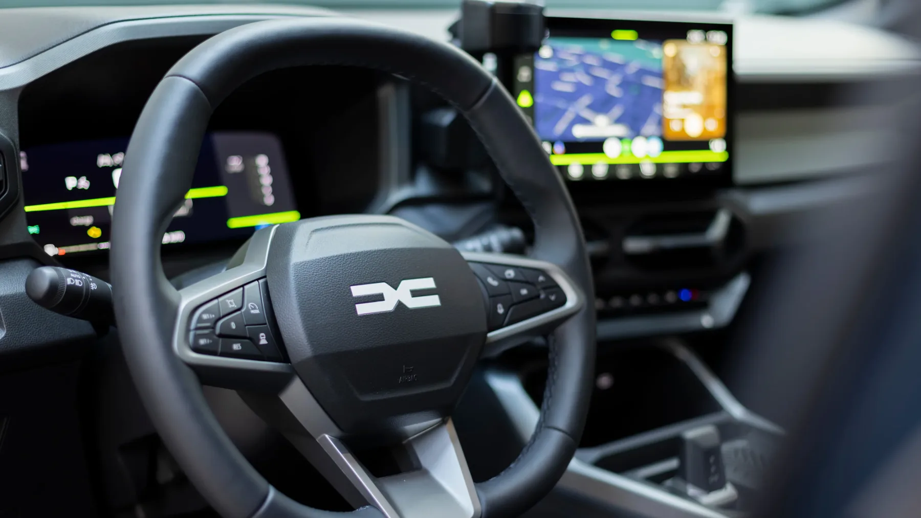 Pazi! Dacia Bigster 2025: le 24.100 evrov za “velik korak naprej” – razkrite vse različice in cene novega SUV velikana