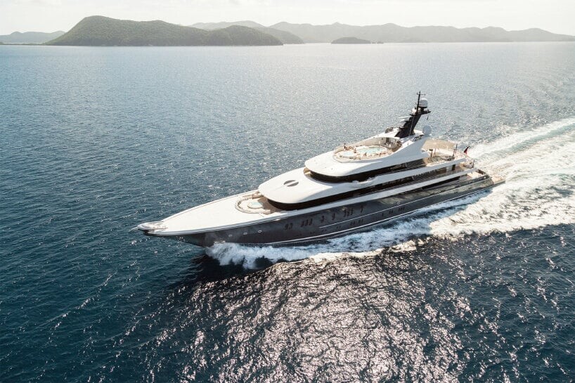 PHOENIX 2 yacht - 002