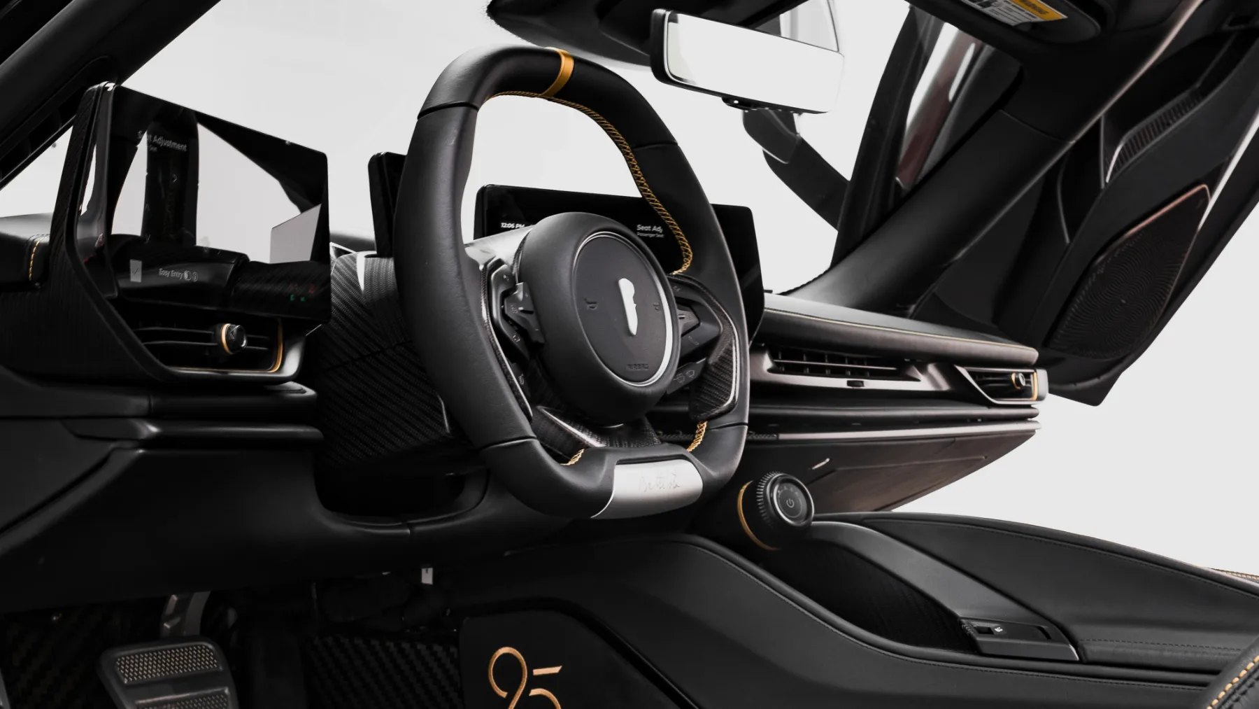 Pininfarina Battista Novantacinque – 1.900 “konjev” za 95 let italijanske elegance
