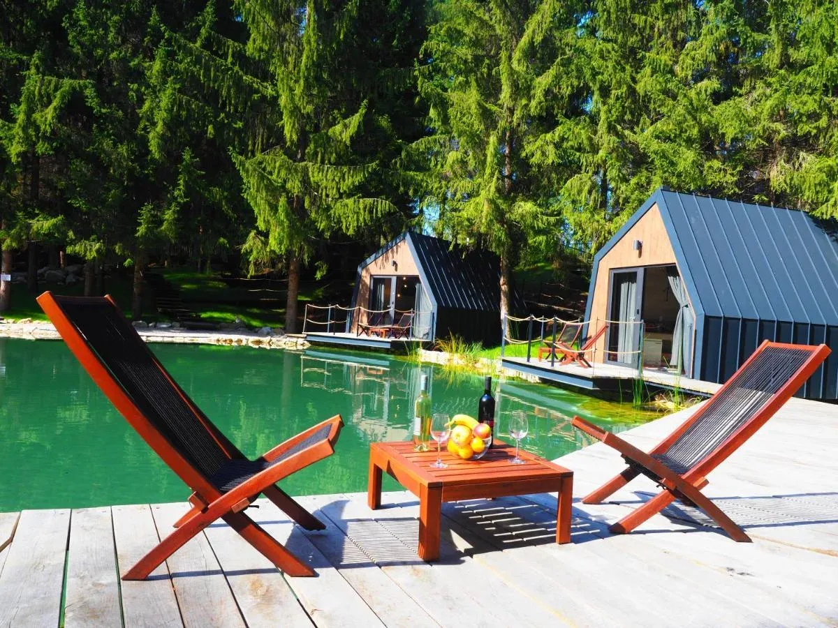 Plitvice Holiday Resort: Luksuzna oaza v objemu hrvaške narave