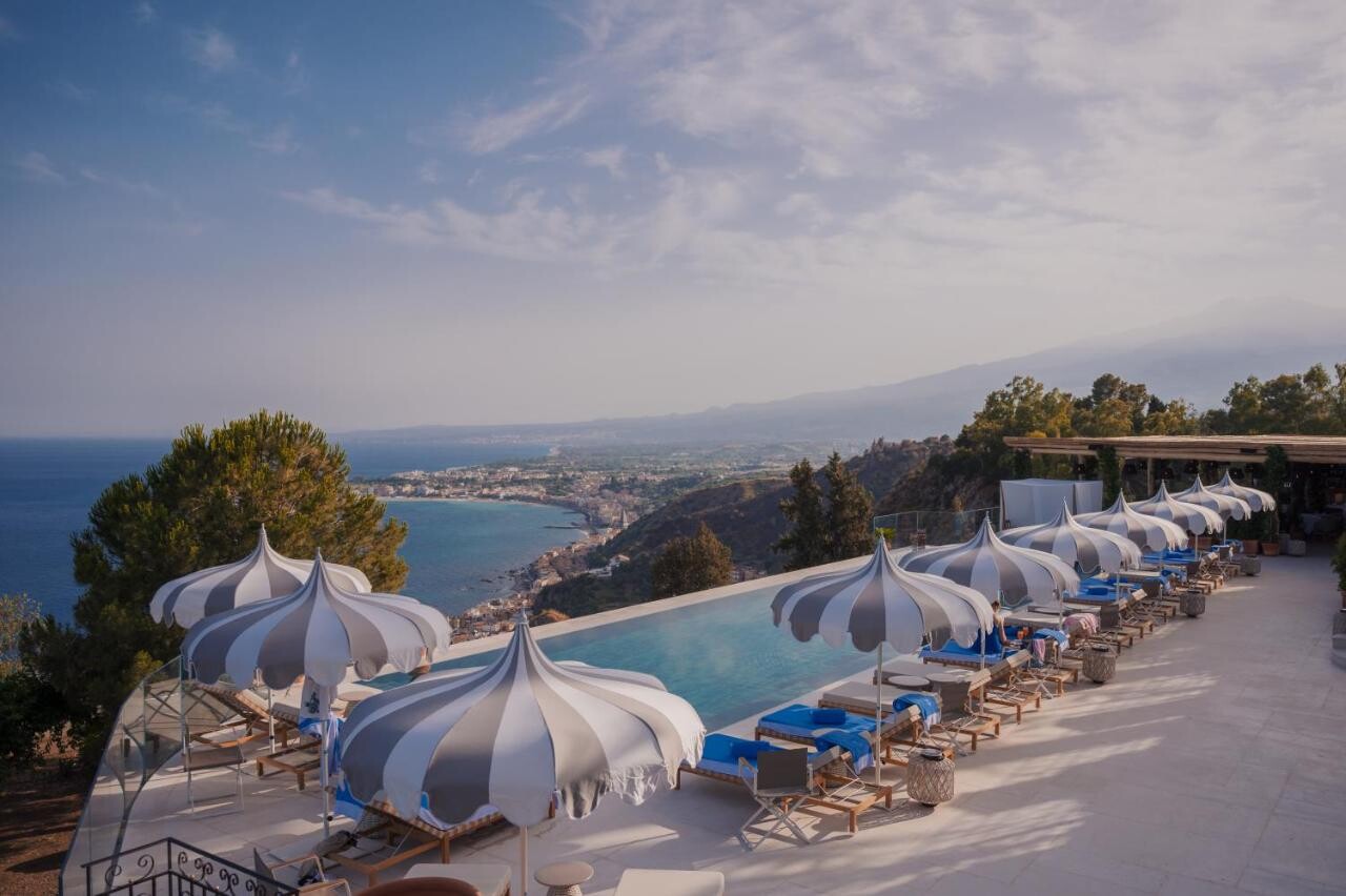 Počitnice v hotelih iz najbolj priljubljenih TV serij ta hip: obiščete jih lahko že to poletje
