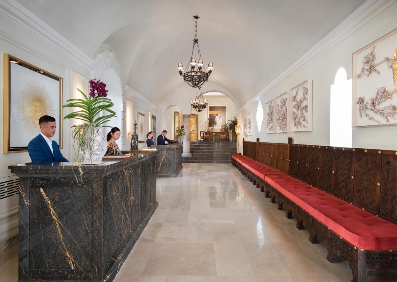 Počitnice v hotelih iz najbolj priljubljenih TV serij ta hip: obiščete jih lahko že to poletje