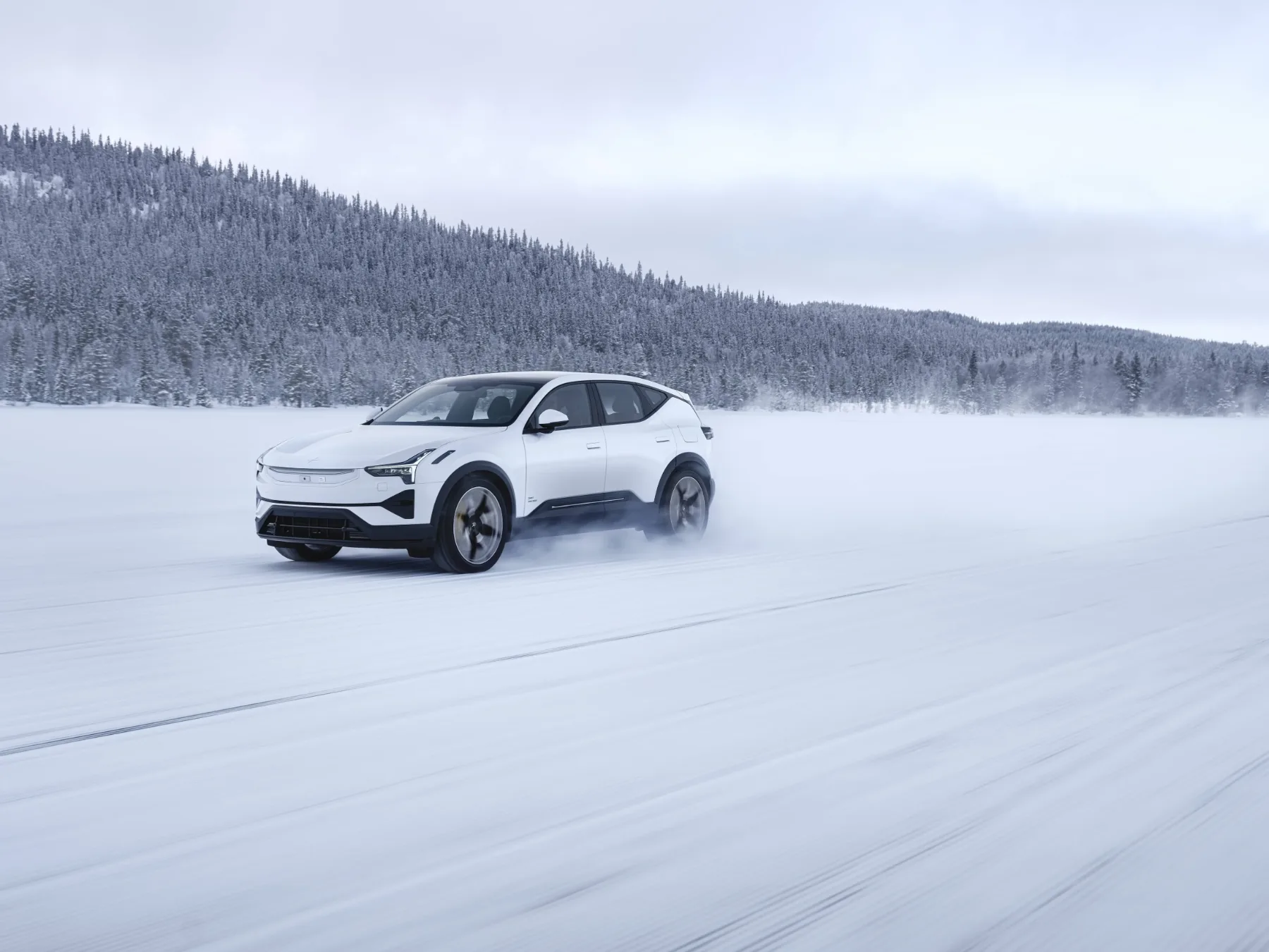 Polestar 3: tiha zvezda zimskega testa dosega 2025 – v katerem je sodelovalo kar 24 električnih avtomobilov