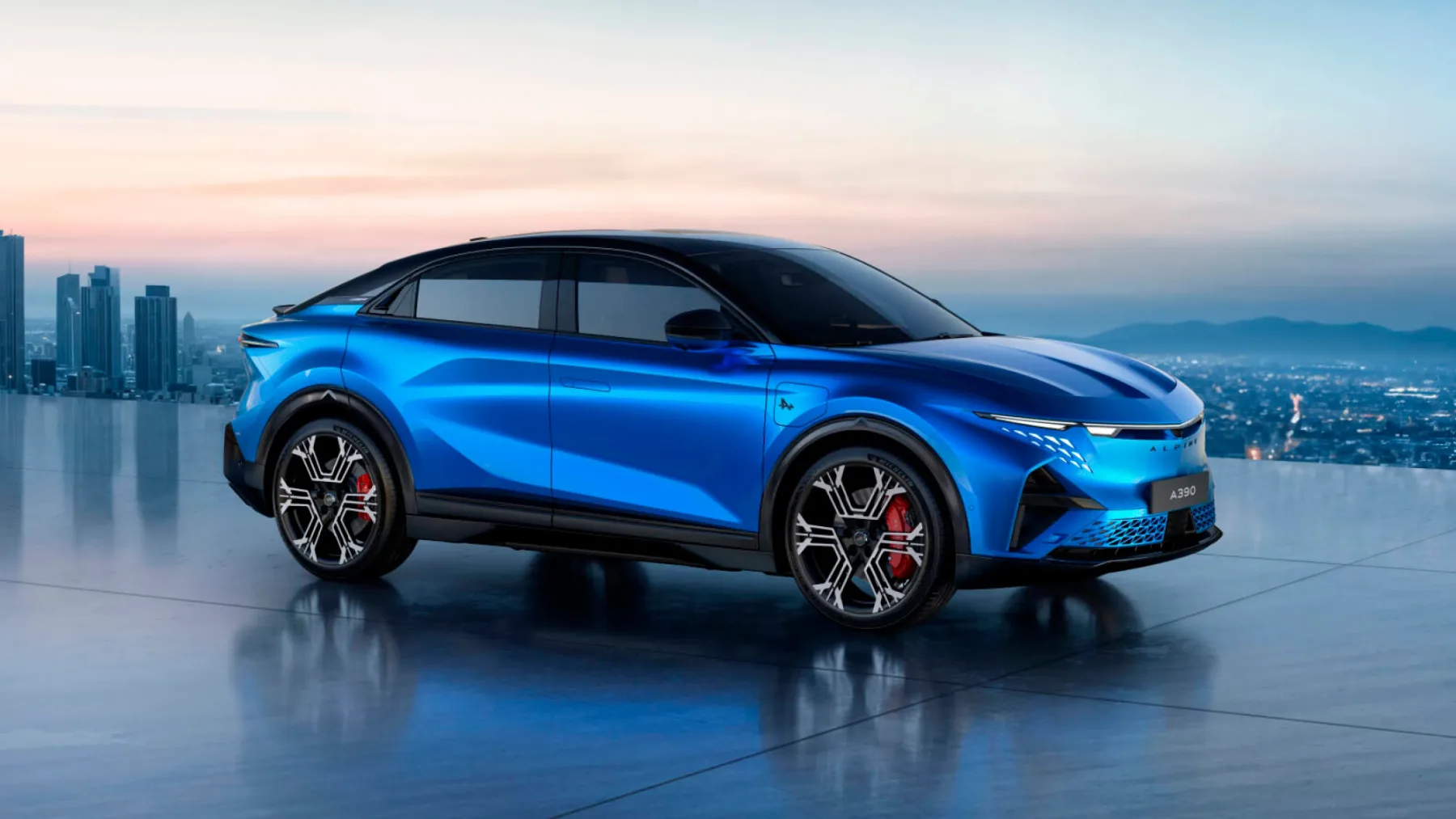 Popolnoma nova Alpine A390: Električni športni fastback, ki izziva Porsche Macan