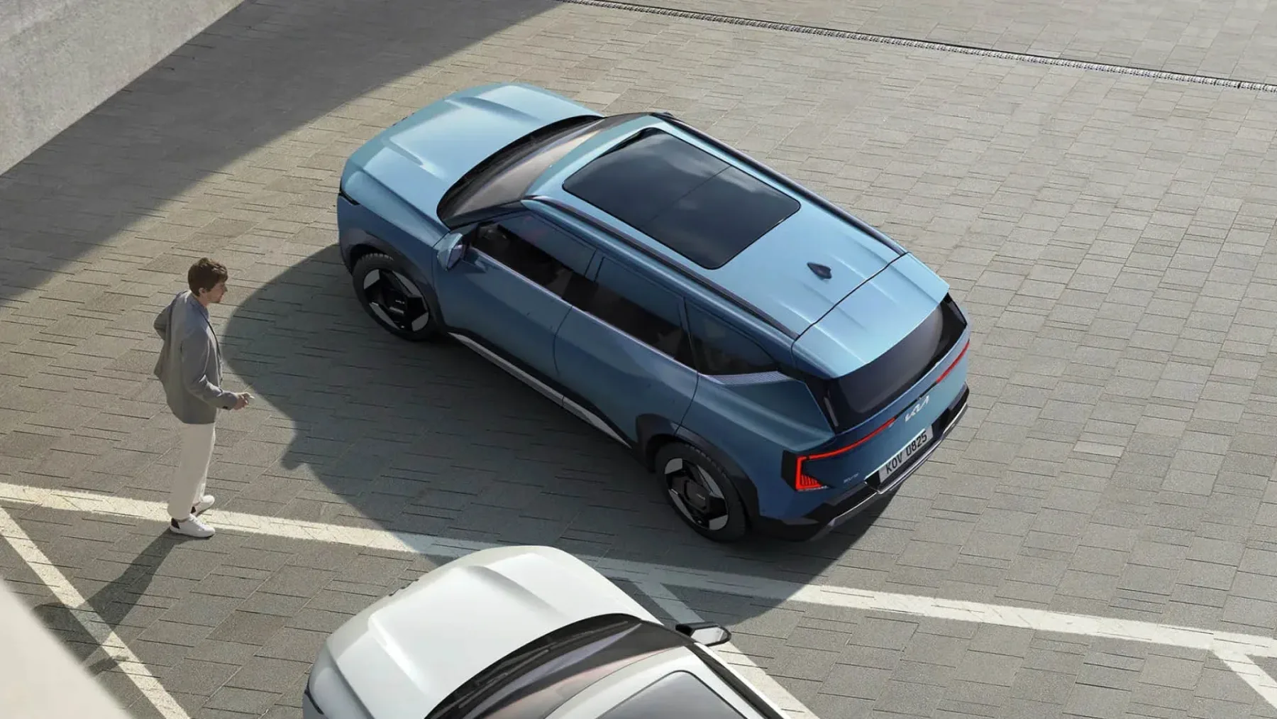 Popolnoma nova Kia EV5 – električni SUV, ki meče rokavico Tesli Model Y in druščini