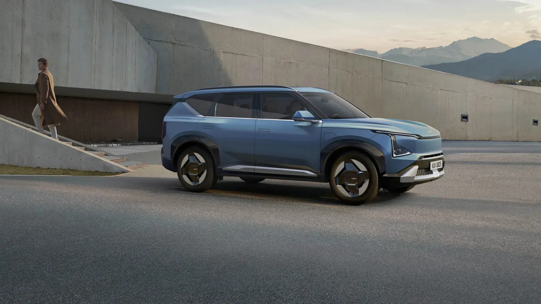 Popolnoma nova Kia EV5 – električni SUV, ki meče rokavico Tesli Model Y in druščini