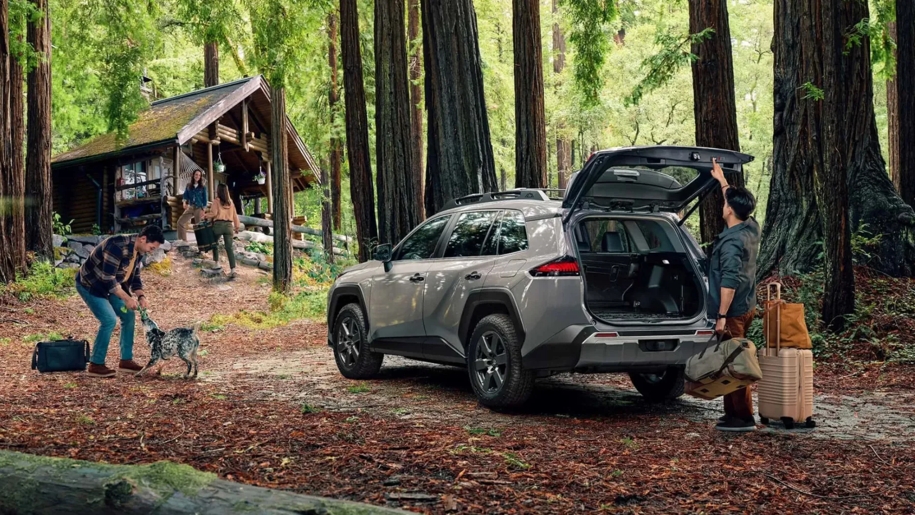 Popolnoma nova Toyota RAV4 2026: Hibridna revolucija z GR-Sport adrenalinskim dodatkom