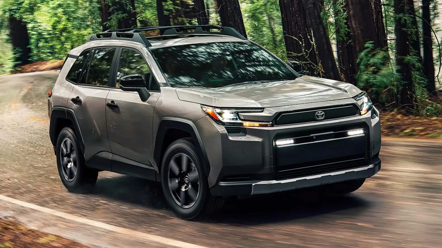 Popolnoma nova Toyota RAV4 2026: Hibridna revolucija z GR-Sport adrenalinskim dodatkom