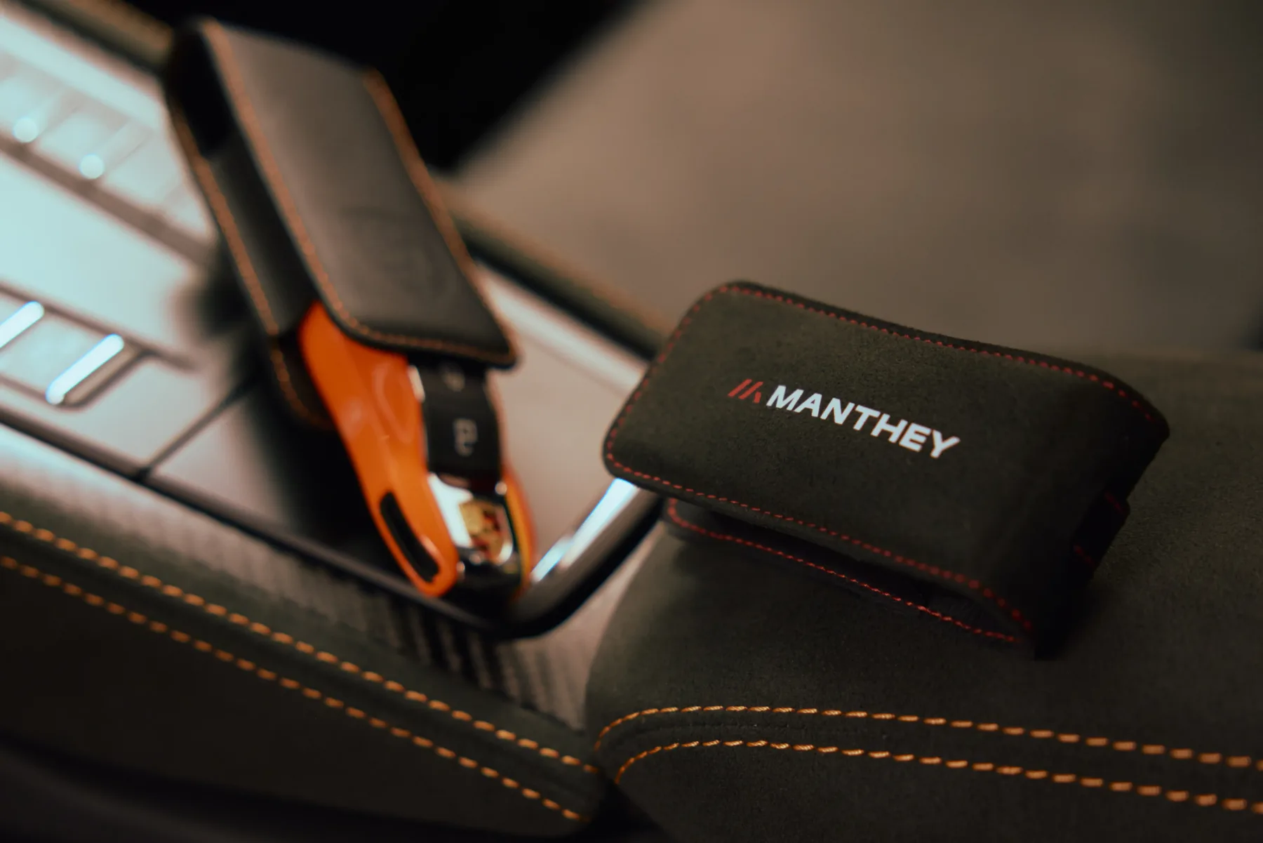 Porsche 718 Cayman GT4 RS Manthey Kit “De Tulp”: ekskluzivna oranžna raketa za Nizozemsko