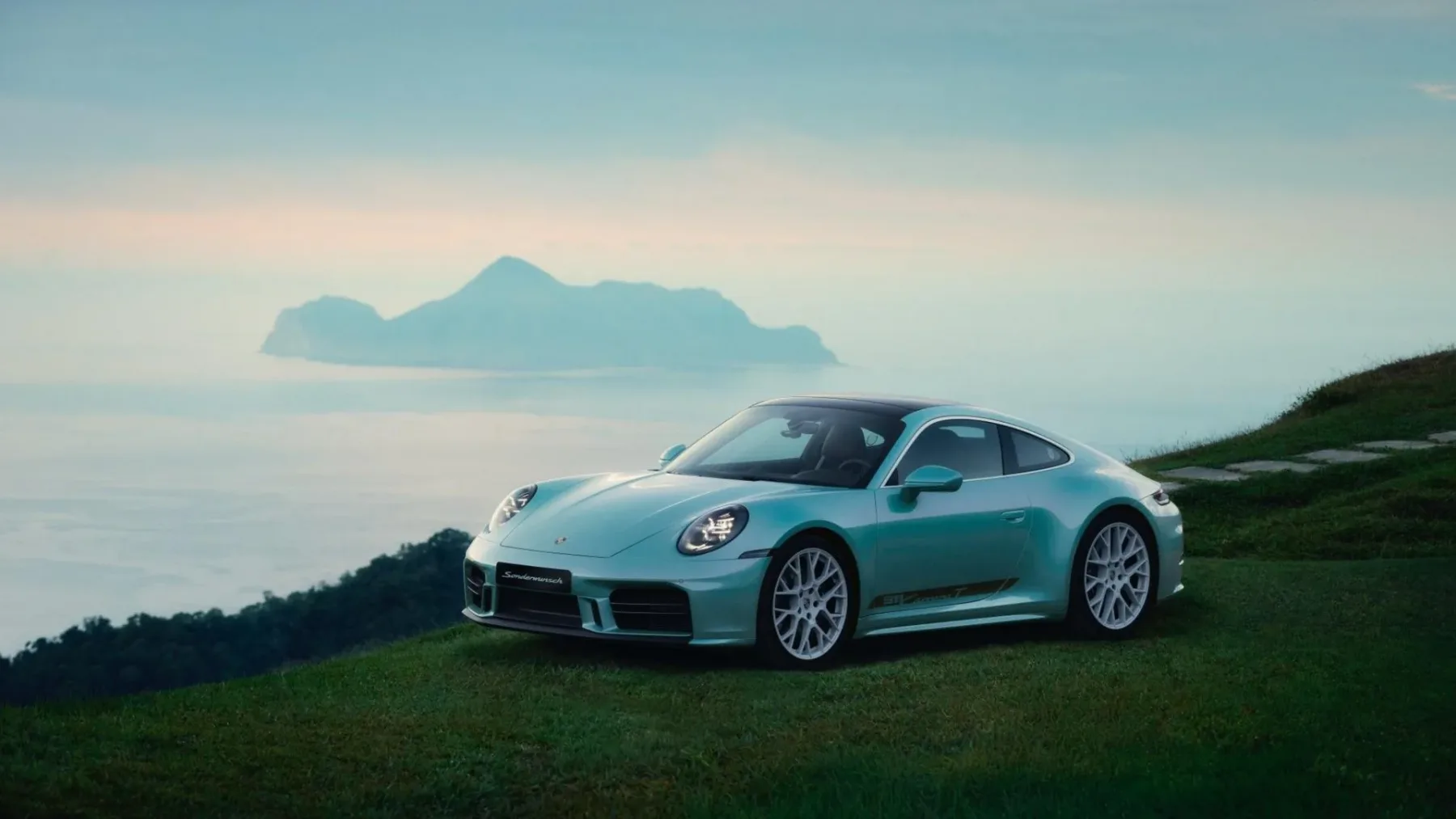 Porsche 911 Carrera T Formosa: Ko nemški inženiring sreča dušo otoka