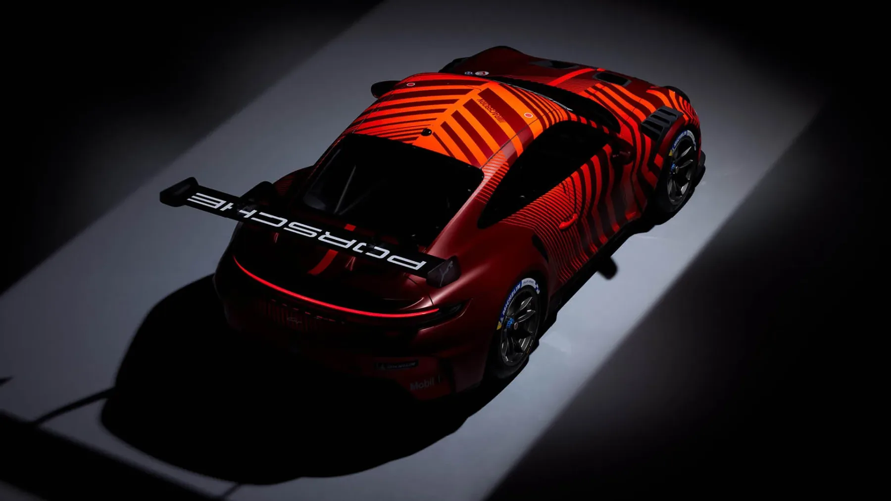 Porsche 911 Cup (2026) in 911 GT3 R (2026): dirkalni stroji, destilirani iz desetletij podatkov