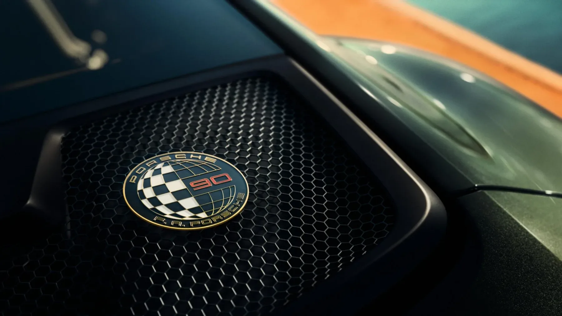 Porsche 911 GT3 90 F.A. Porsche: poklon geniju v najlepši barvi doslej – za 387 tisočakov