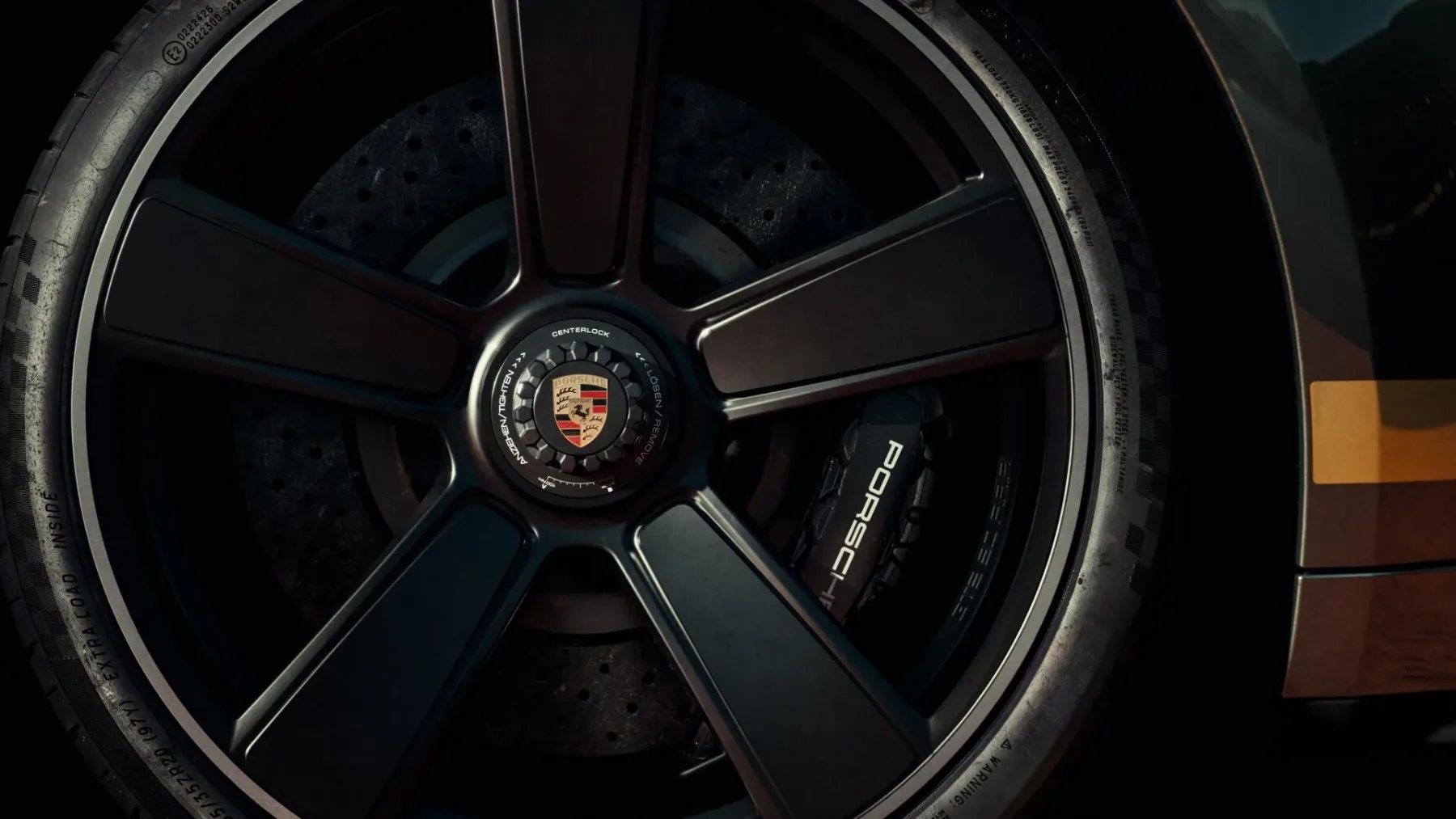 Porsche 911 GT3 90 F.A. Porsche: poklon geniju v najlepši barvi doslej – za 387 tisočakov