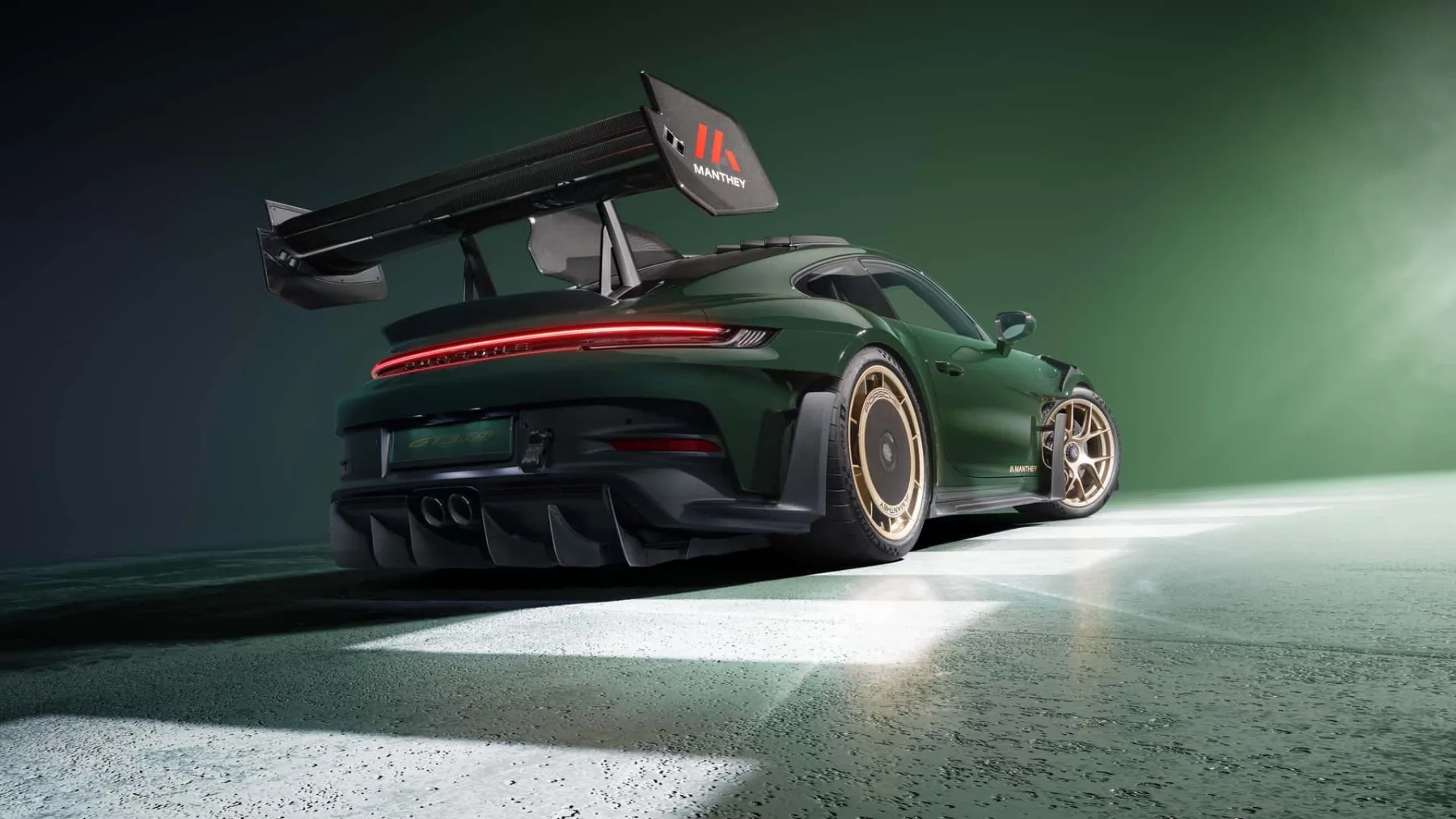 Porsche 911 GT3 RS Manthey: Dirkaška Legenda z Morsko Plavutjo