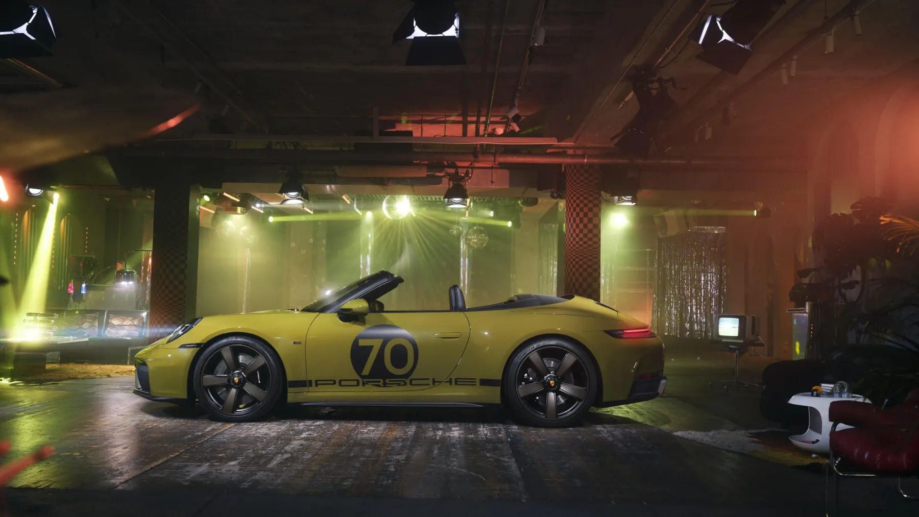 Porsche 911 Spirit 70 – retro disko bomba s hibridnim srcom