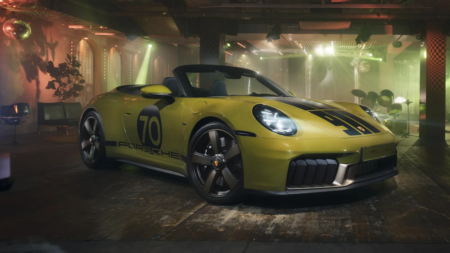 Porsche 911 Spirit 70 – retro disko bomba s hibridnim srcom