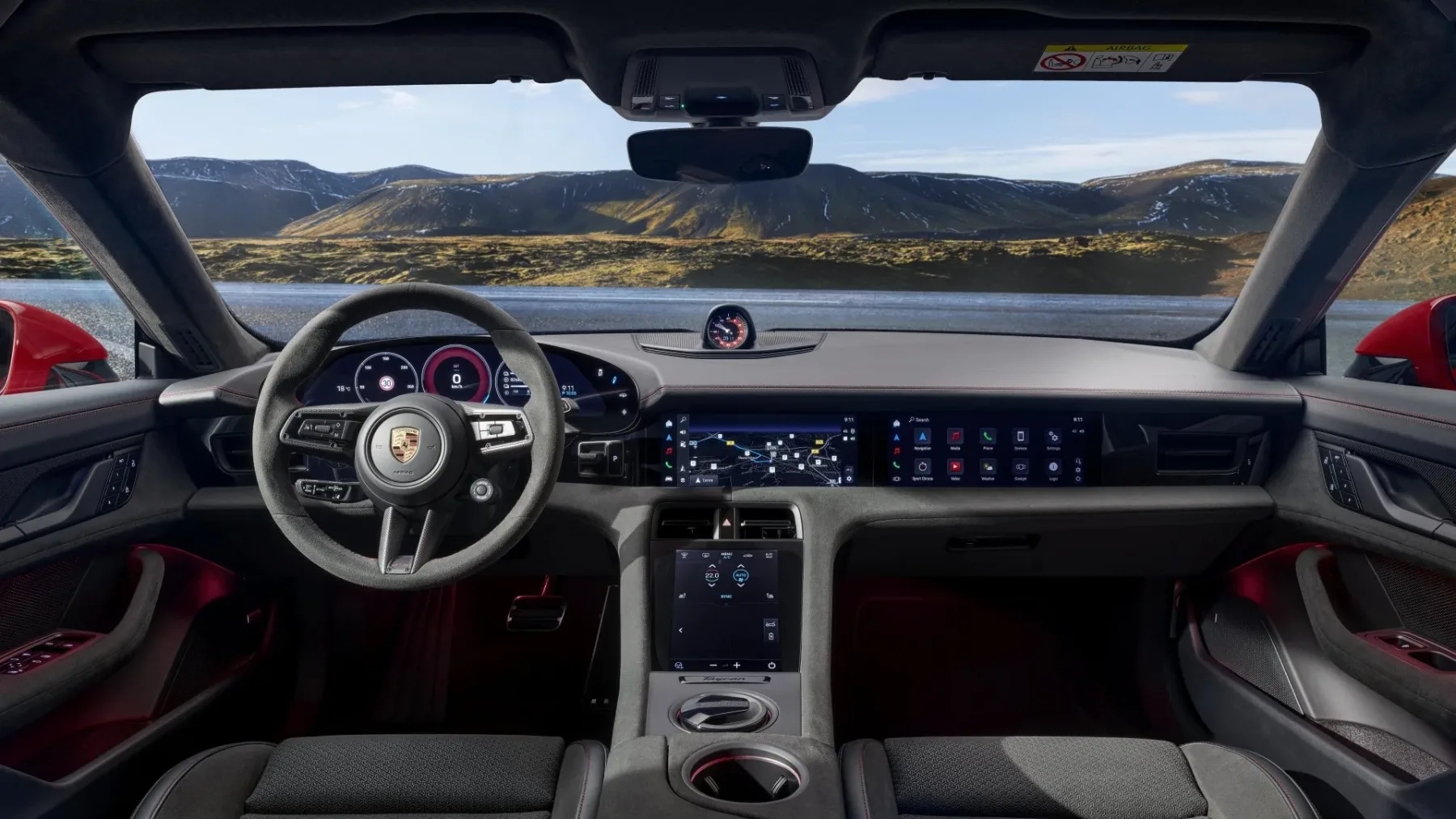 Porsche Taycan 2025 z razširjeno družino za električni maraton